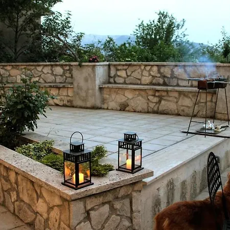 Antica Casa Panoramica Con Sauna E Idromassaggio 펜션 로카 디 캄비오