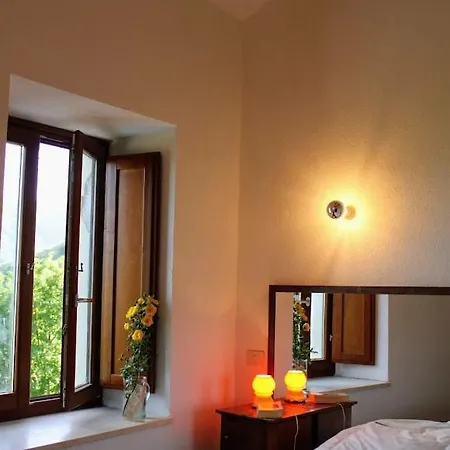 Antica Casa Panoramica Con Sauna E Idromassaggio Tatil Evi Rocca di Cambio