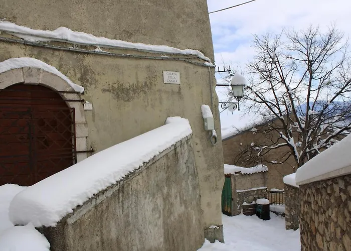 Ferienhaus Antica Casa Panoramica Con Sauna E Idromassaggio Rocca di Cambio
